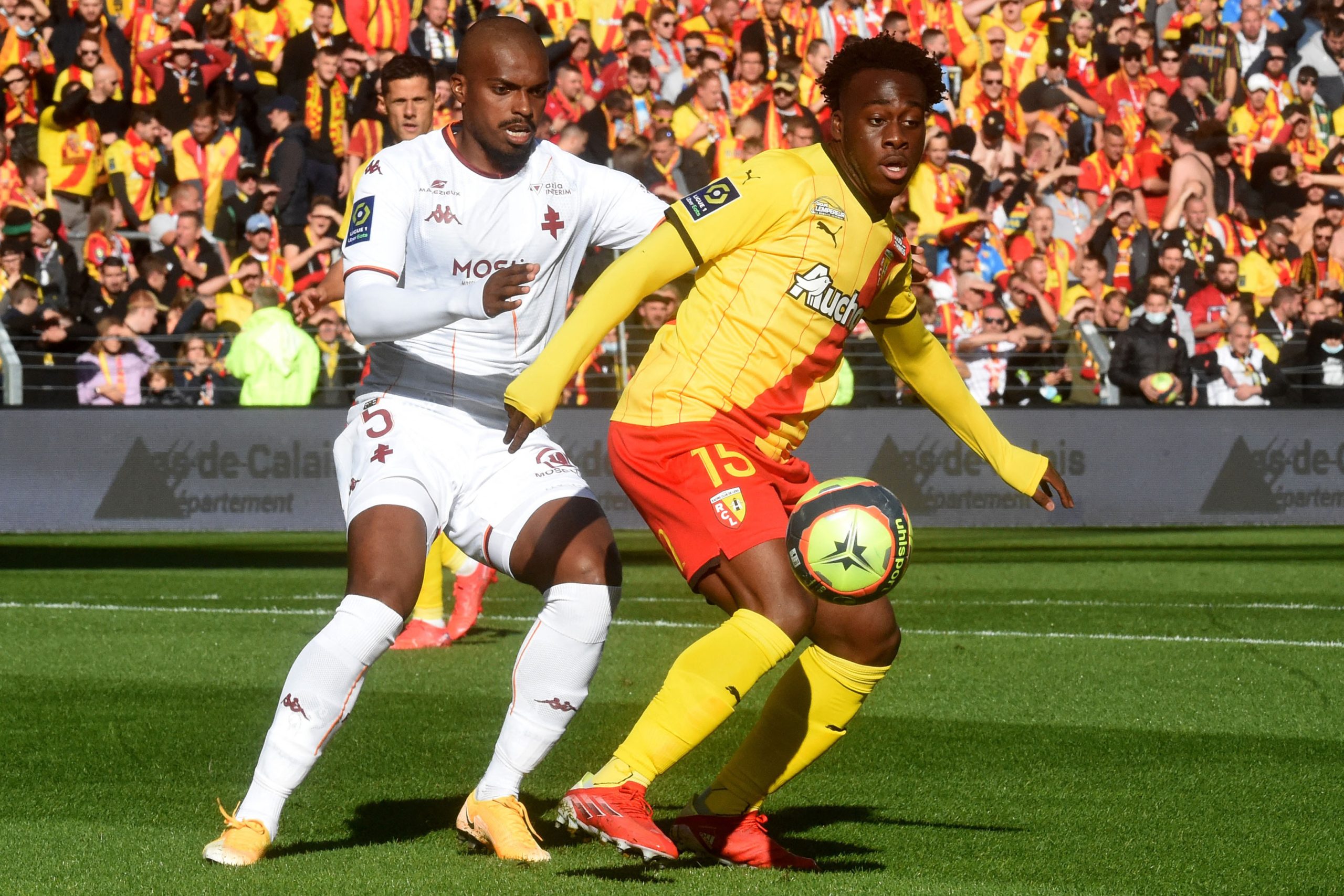 Highlight trận đấu Metz vs Lens ngày 13/03 | Xem lại trận đấu
