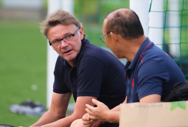 hlv-park-hang-seo-toi-tin-hlv-troussier-la-nha-cam-quan-co-nang-luc-hay-cho-ong-ay-them-thoi-gian