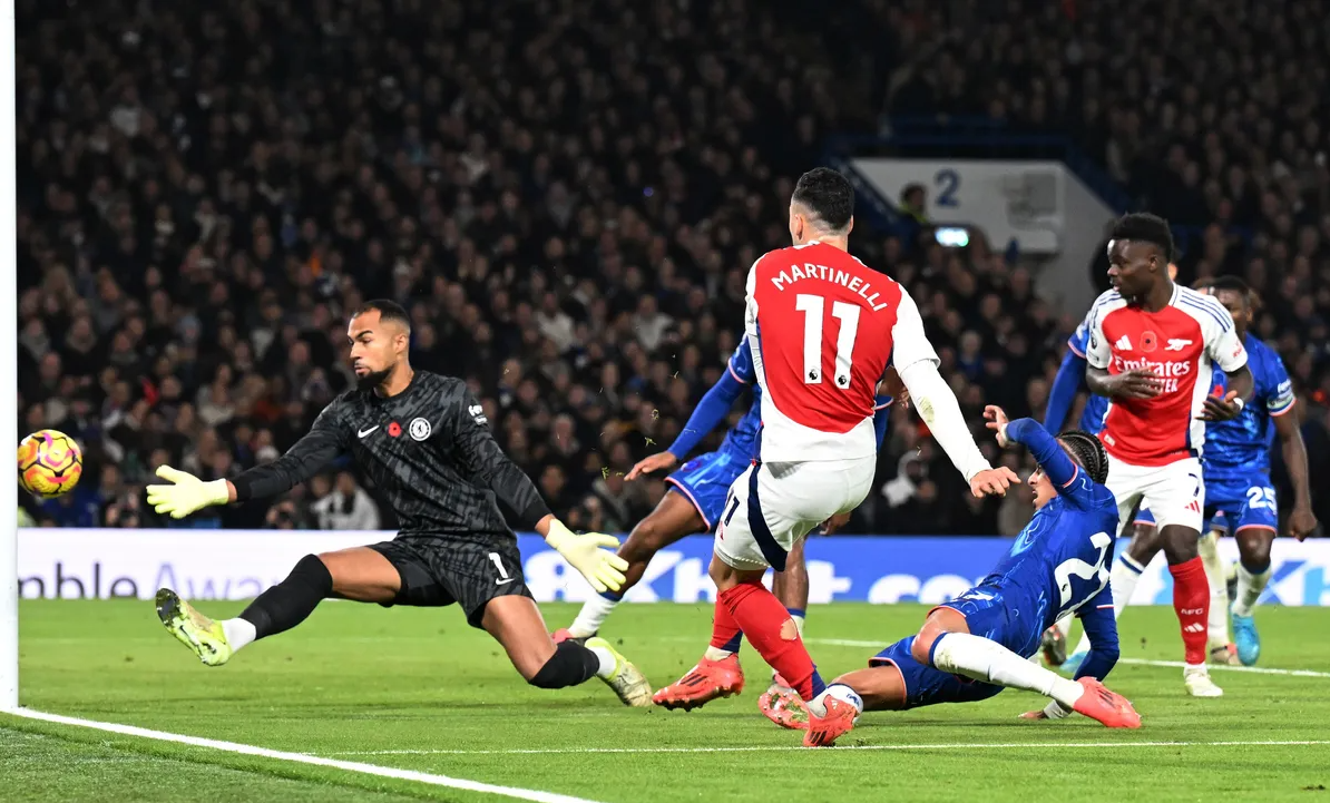 chelsea-vs-arsenal-2330-10-11-194017.jpg